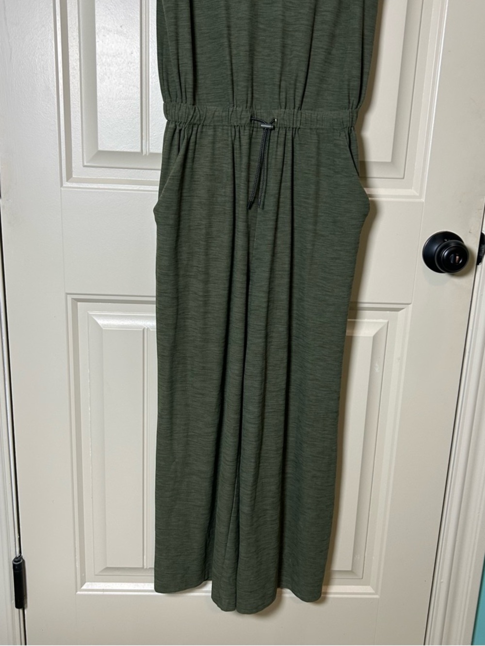 Old Navy Active Women’s Breath On Jumpsuit OliveGreen Sleeveless Wide Leg Small - Picture 4 of 12